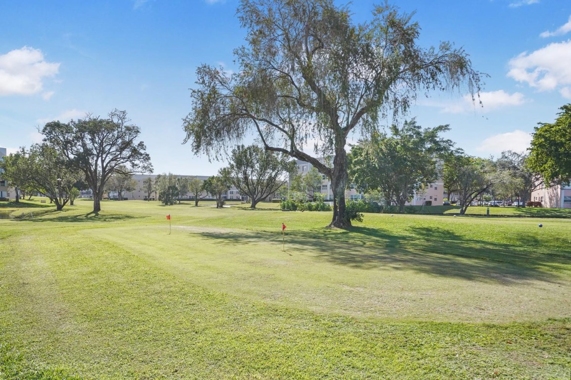 10467 Sunrise Lakes Blvd 210