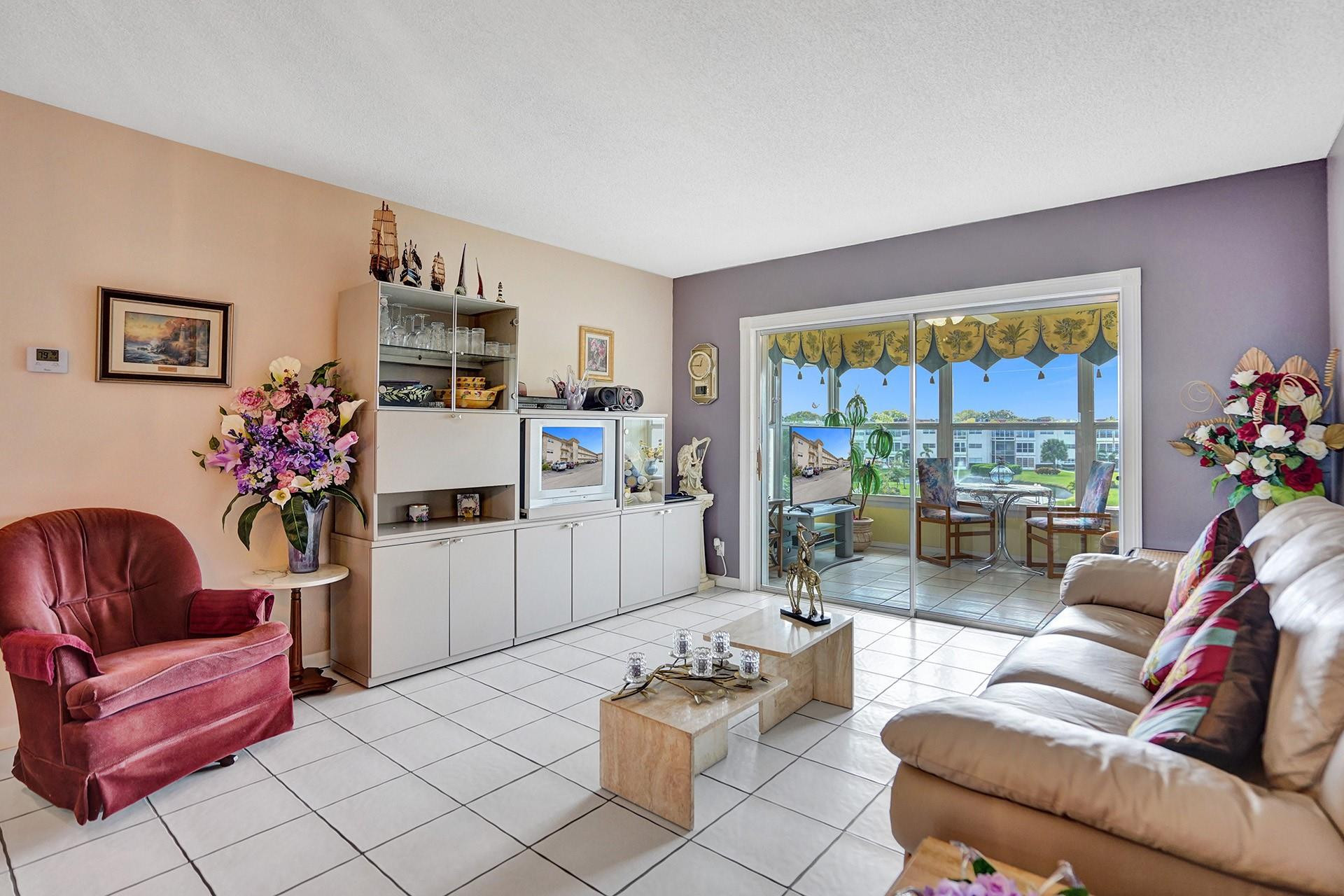 4800 NW 35th St 612