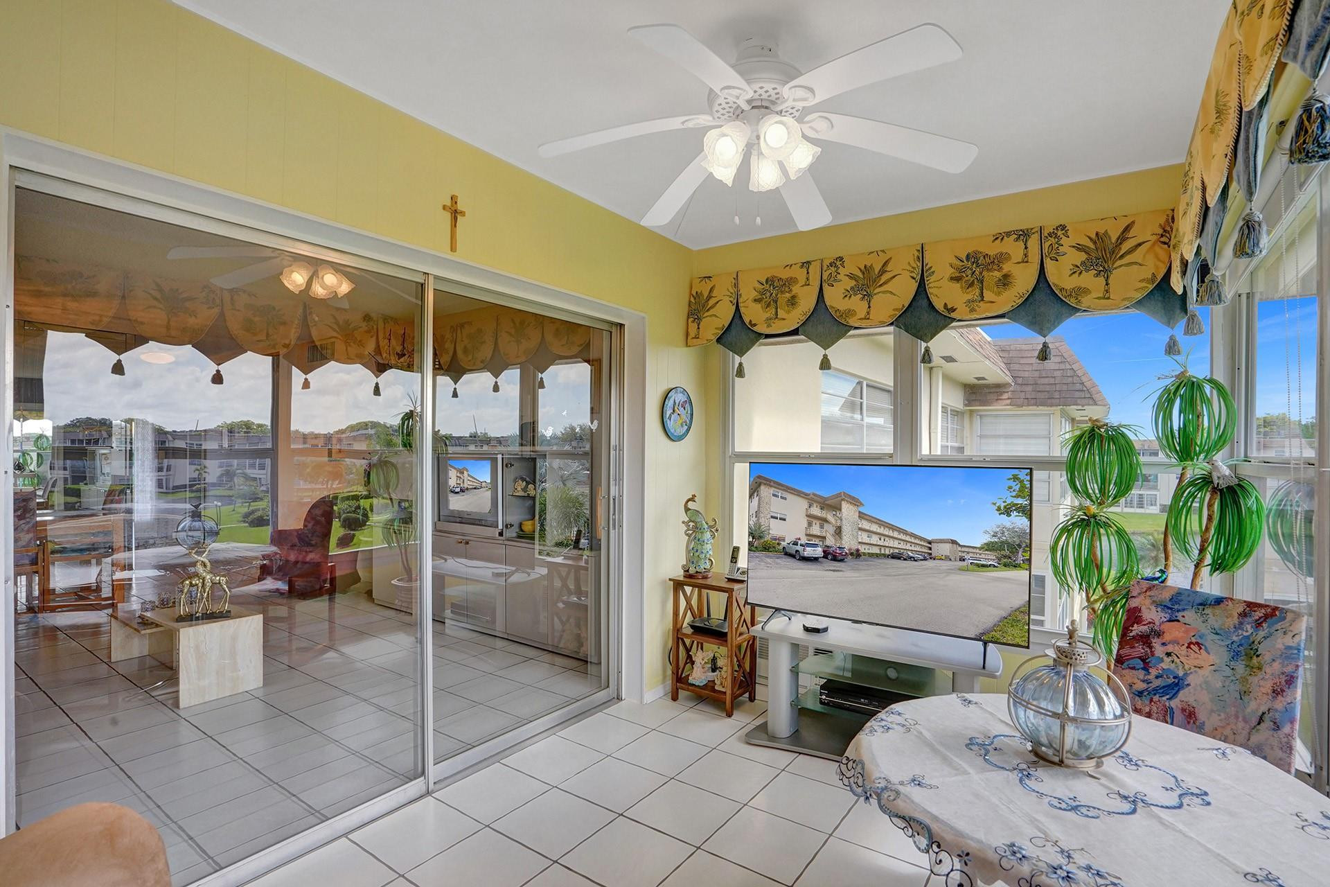 4800 NW 35th St 612