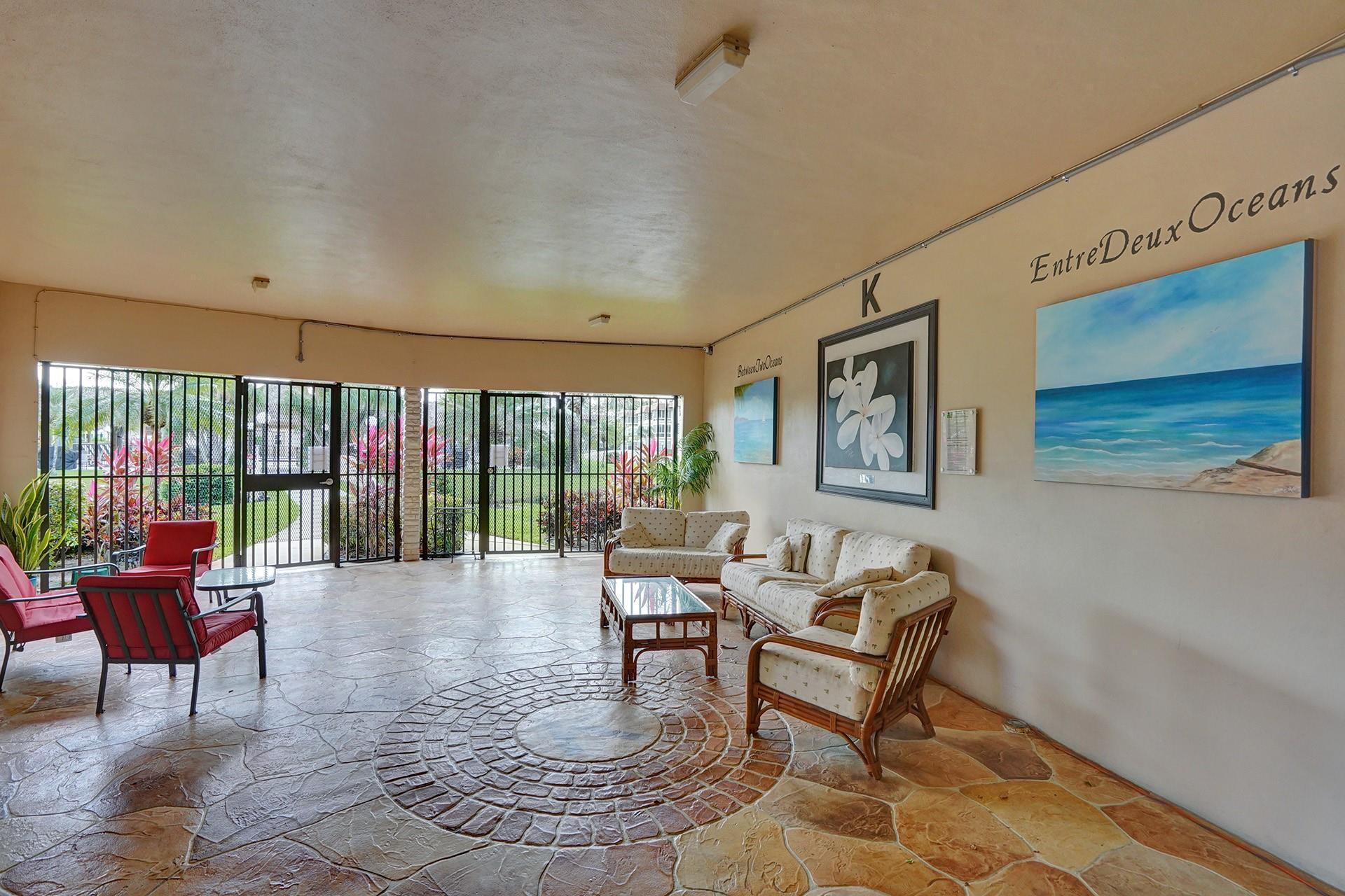 4800 NW 35th St 612
