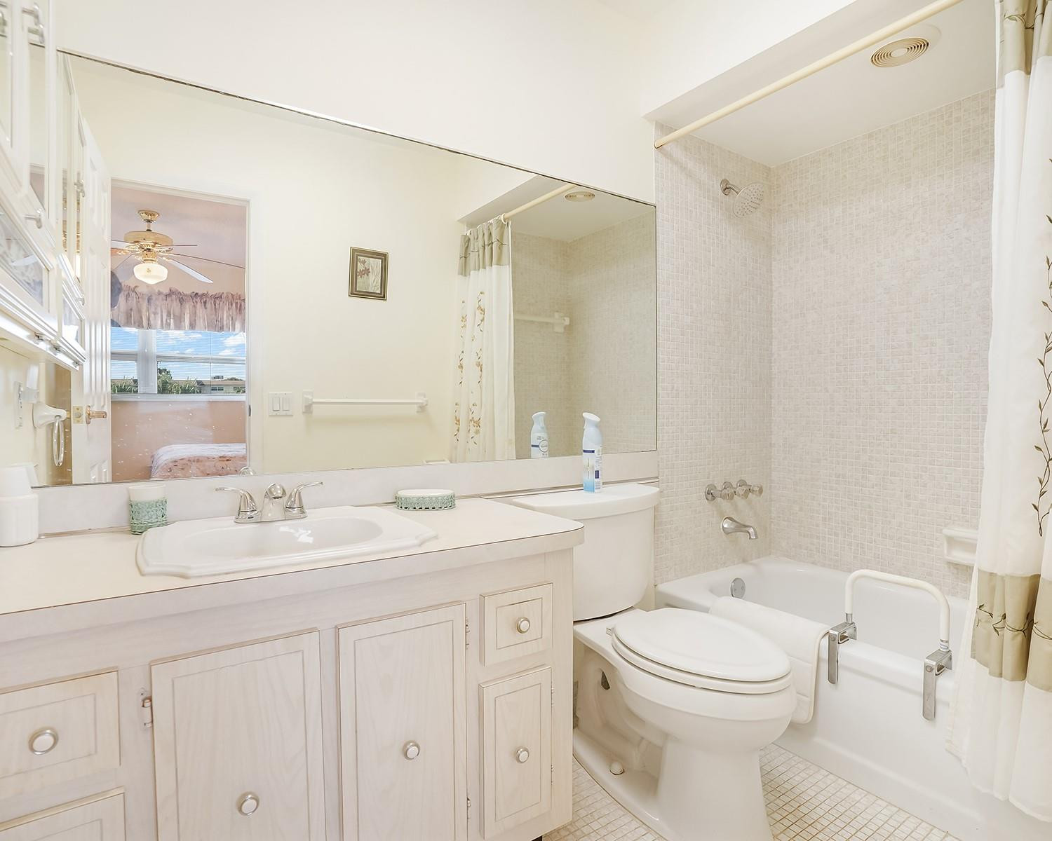 3500 NW 48th Ave 513