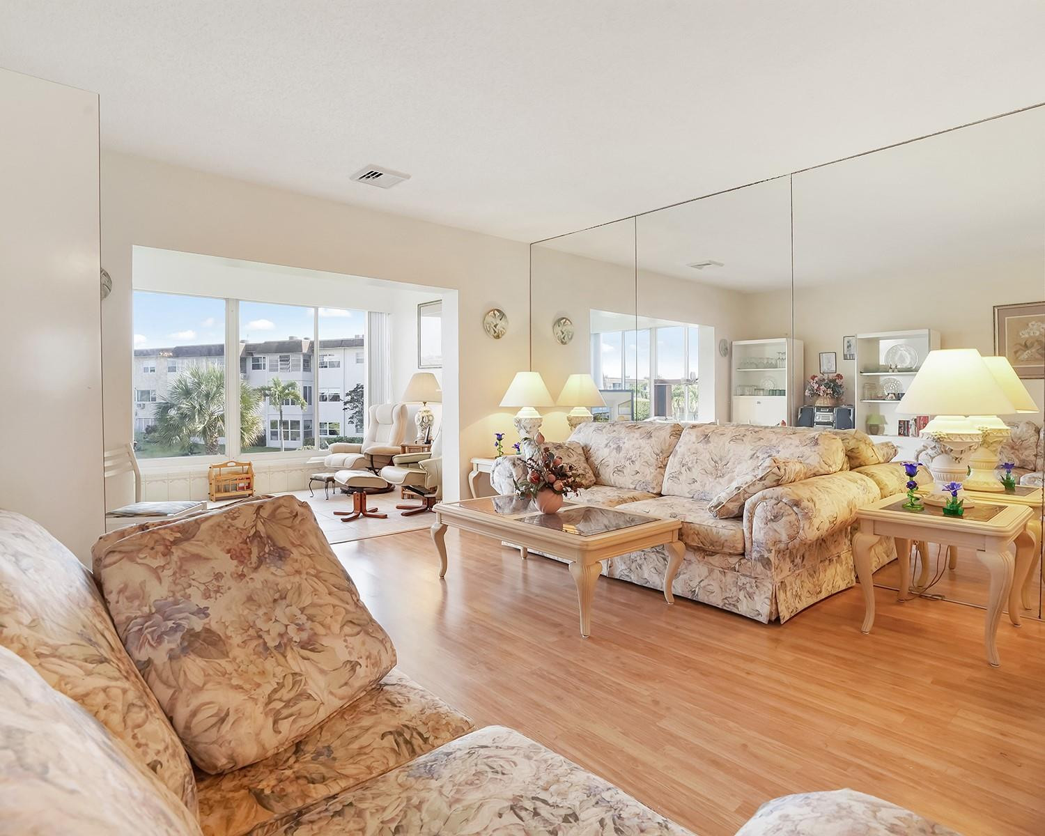 3500 NW 48th Ave 513