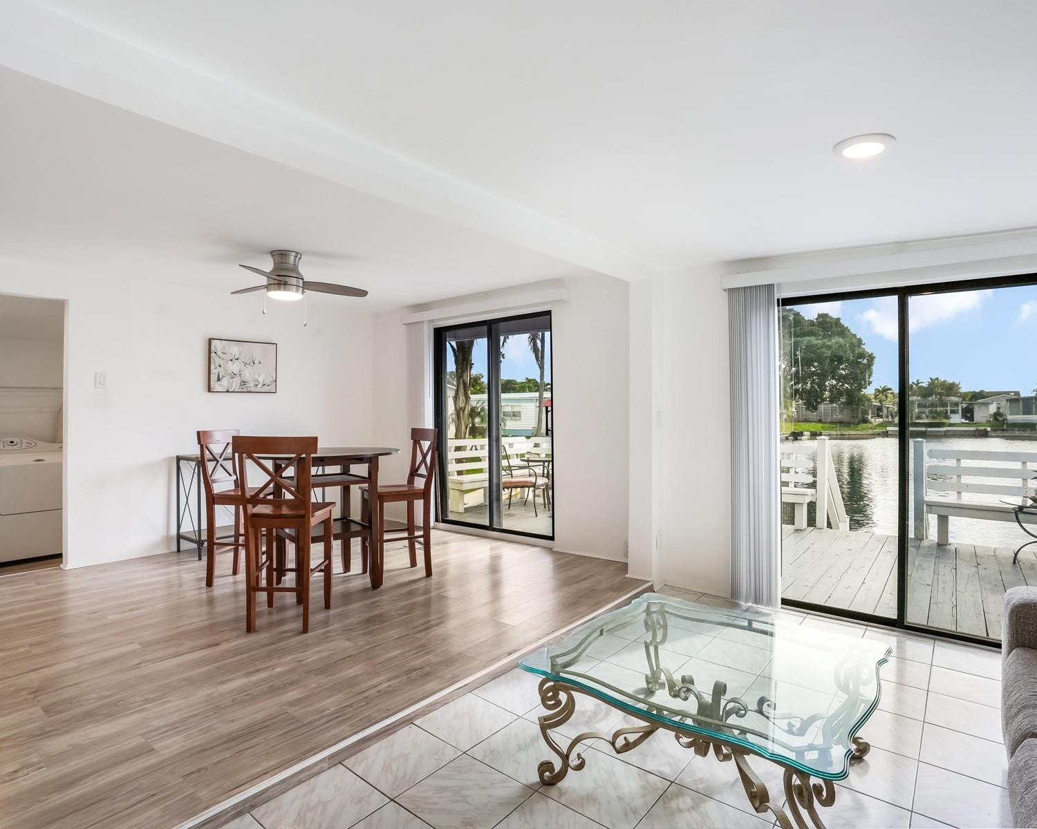 2754 SW 54 St