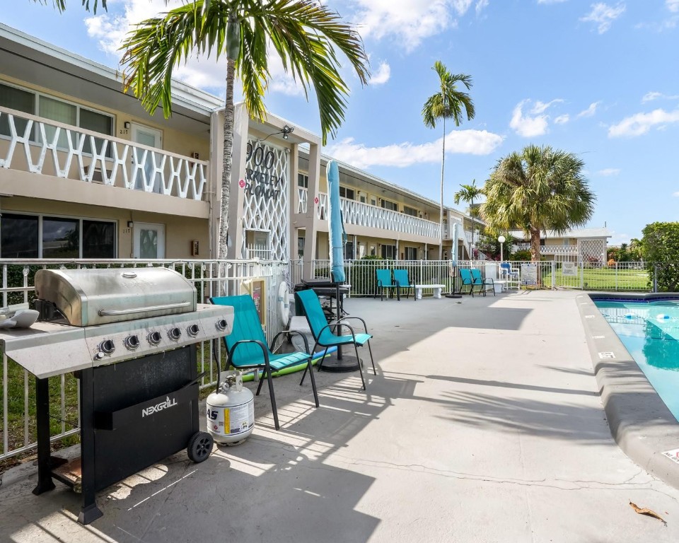 900 Atlantic Shores Blvd 109