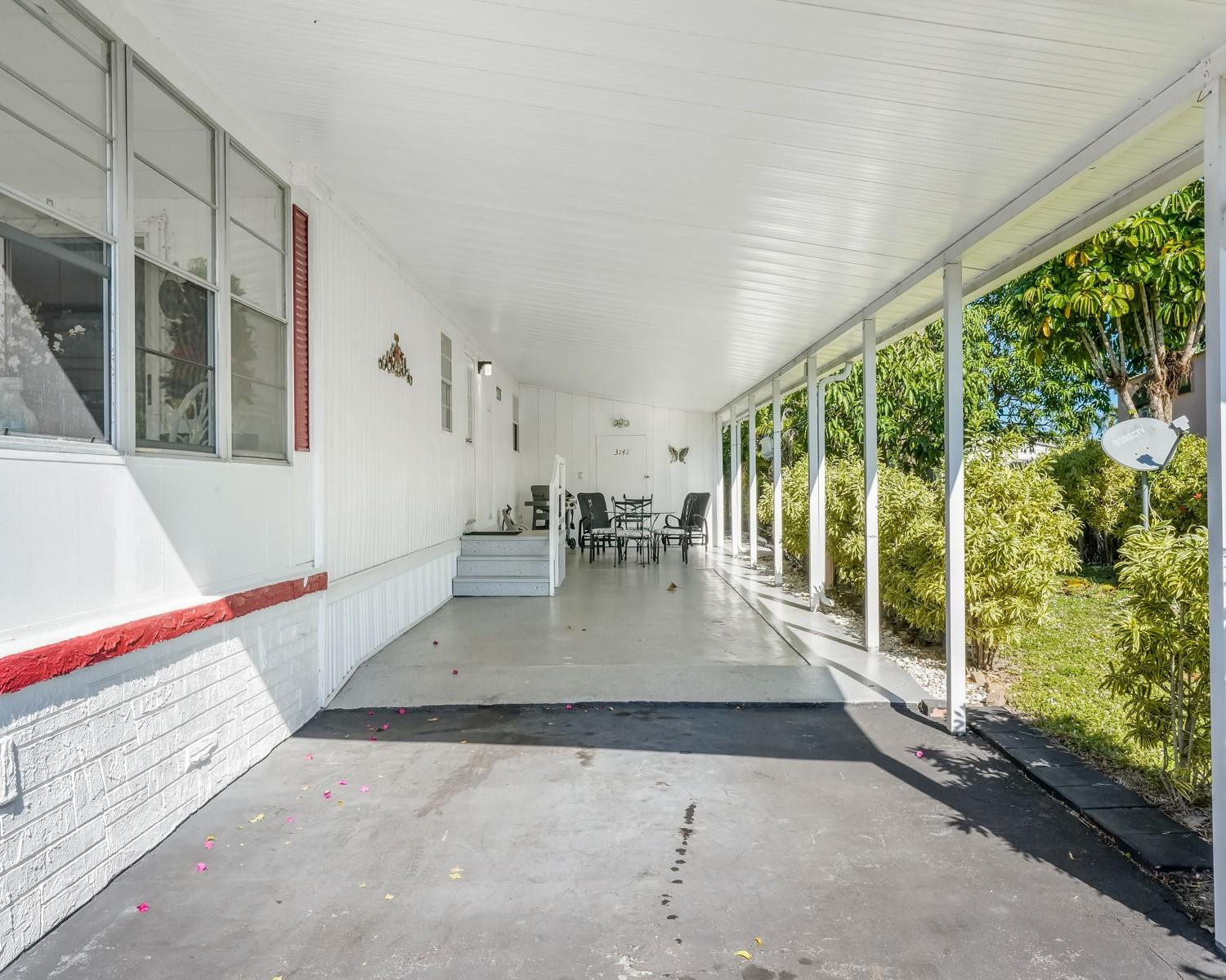 3141 Teakwood Ln
