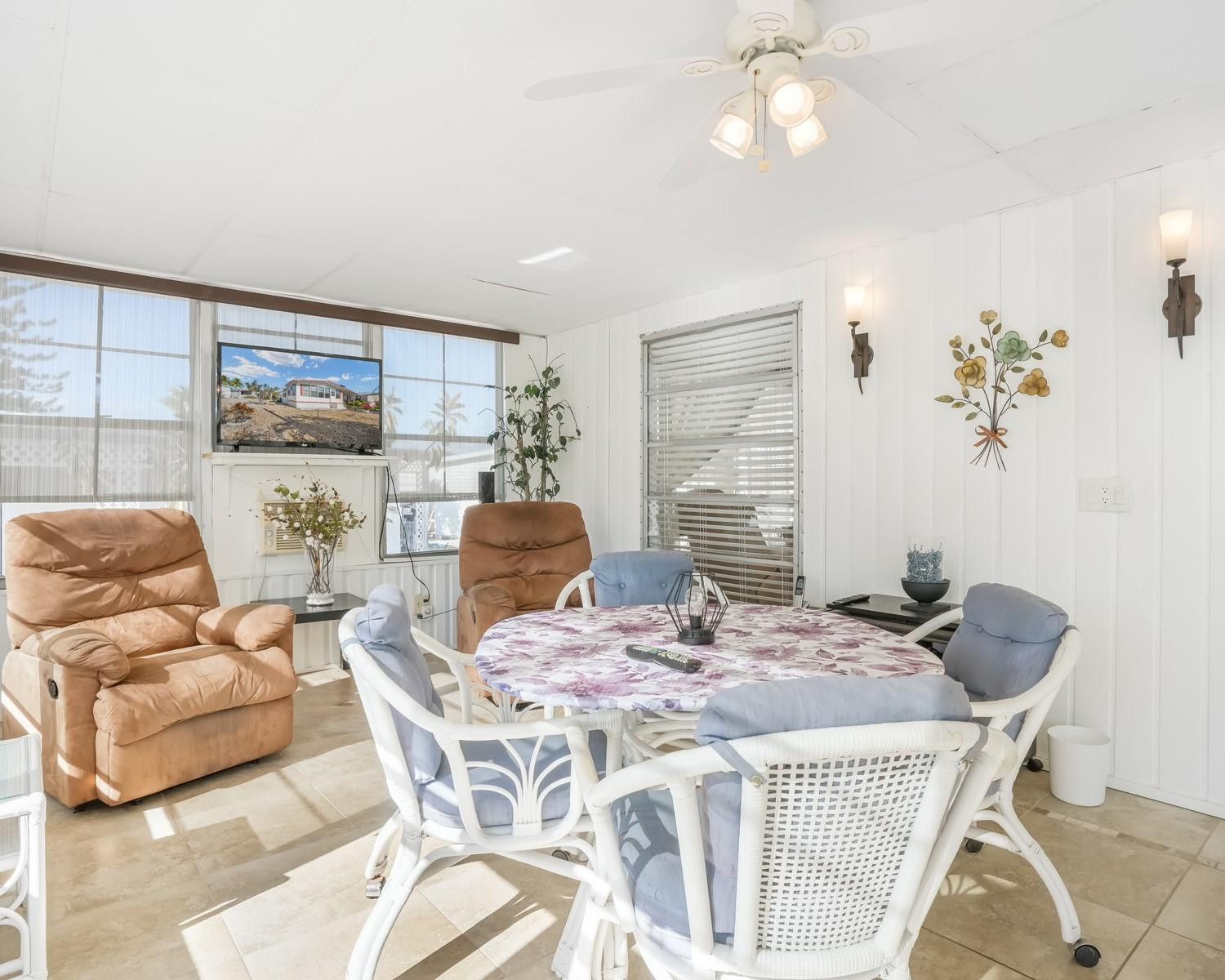 3141 Teakwood Ln