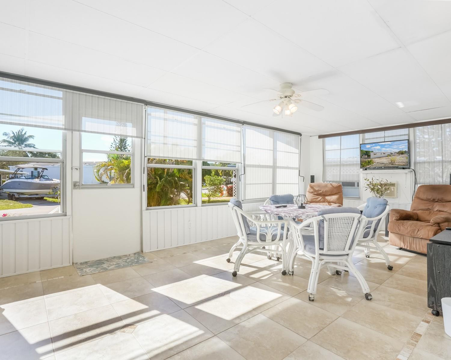 3141 Teakwood Ln