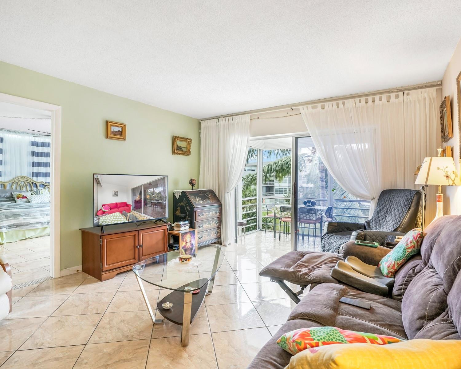 2951 NW 46th Ave 301