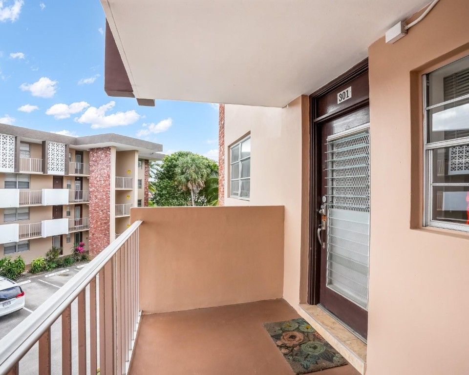 2951 NW 46th Ave 301