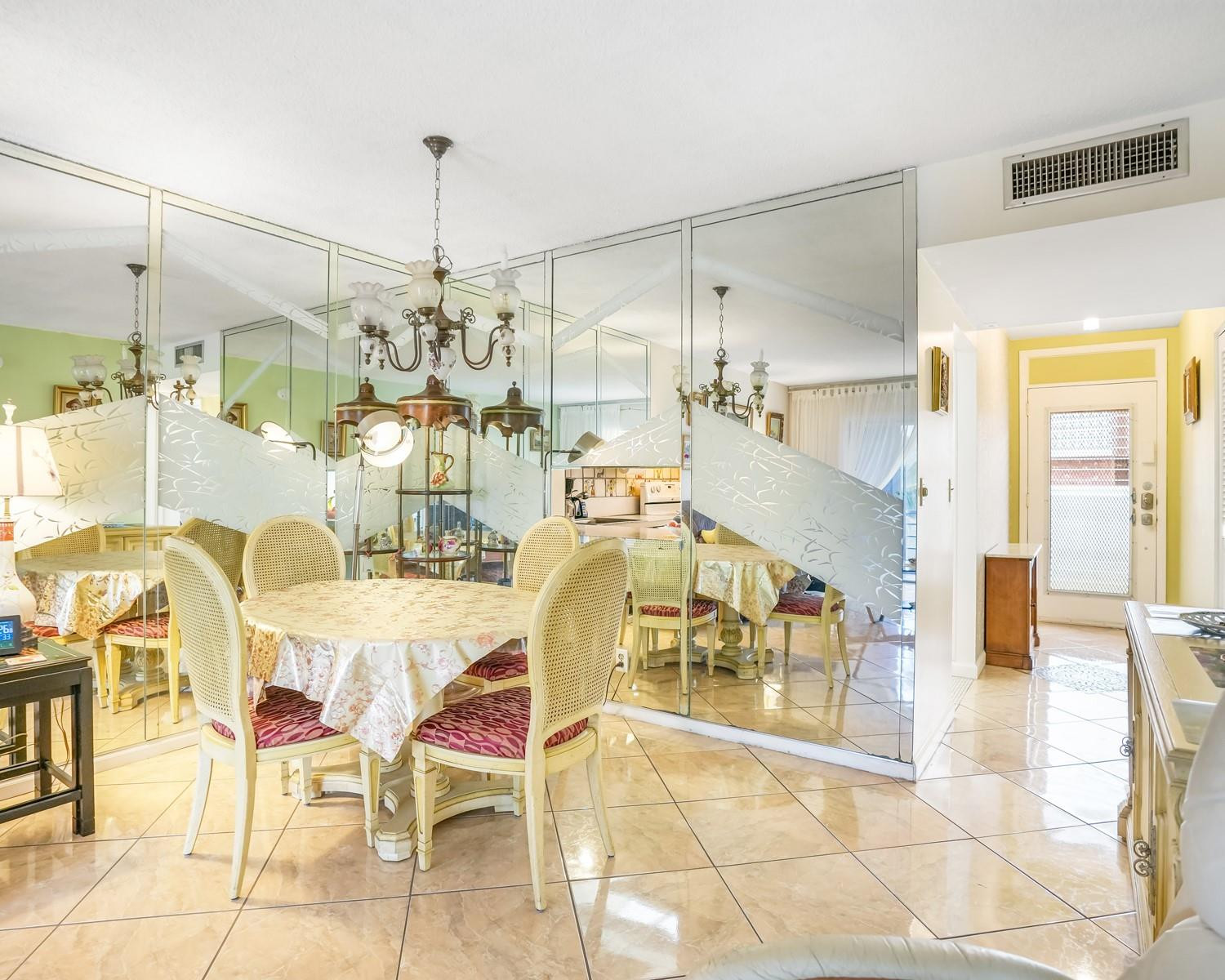 2951 NW 46th Ave 301