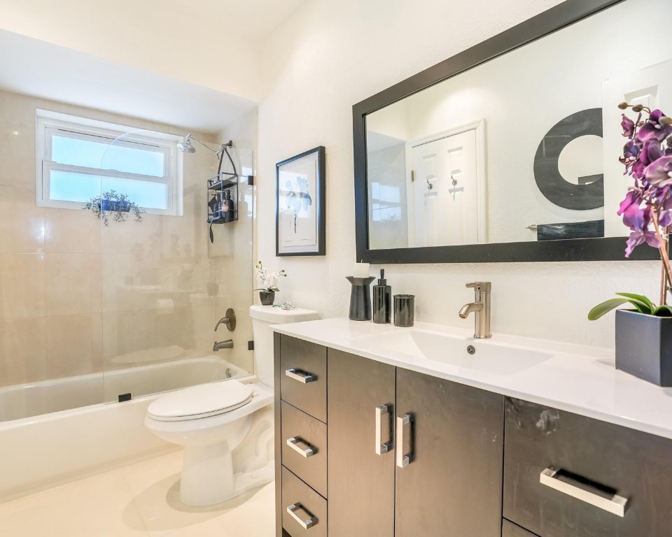 3406 NW 49th Ave 608