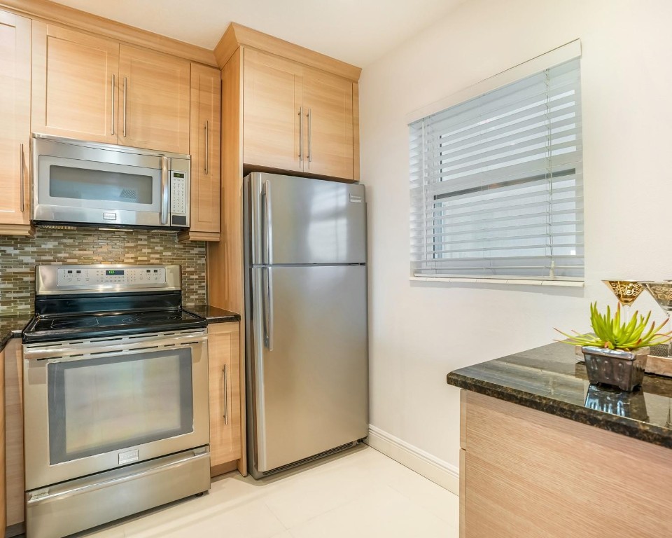 3406 NW 49th Ave 608