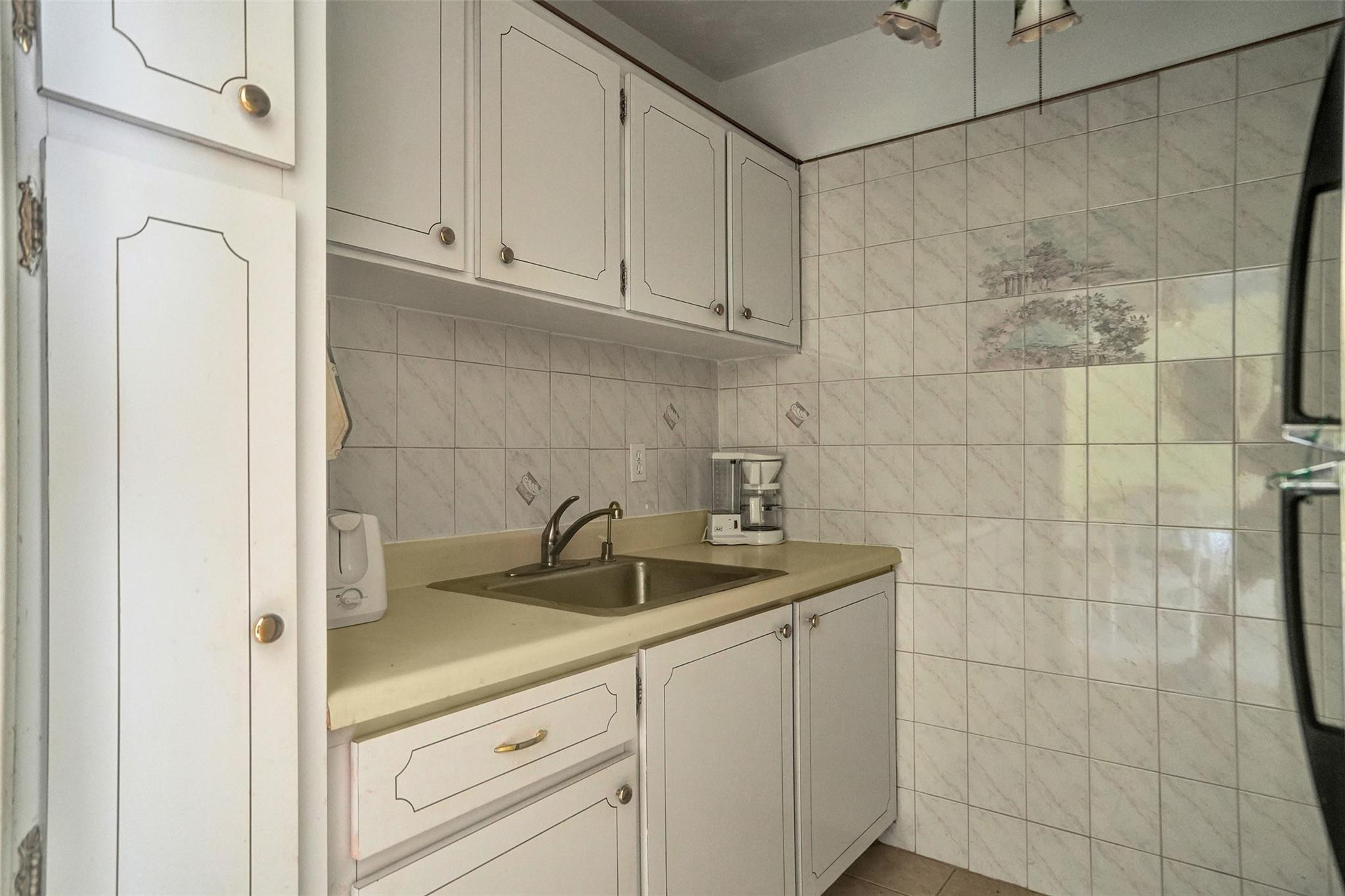 2000 NE 51st Court 205, Fort Lauderdale Unit: 205