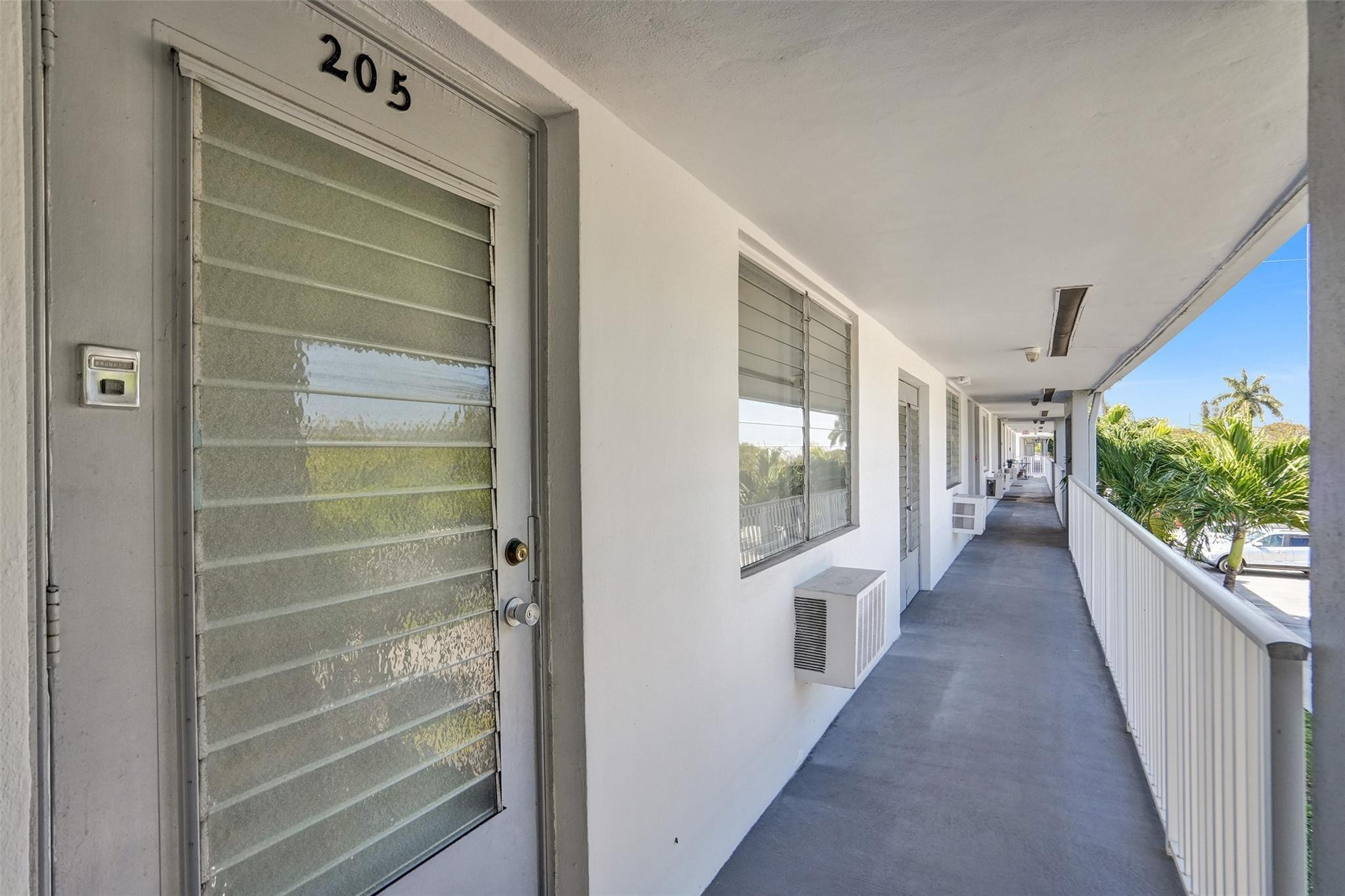 2000 NE 51st Court 205, Fort Lauderdale Unit: 205