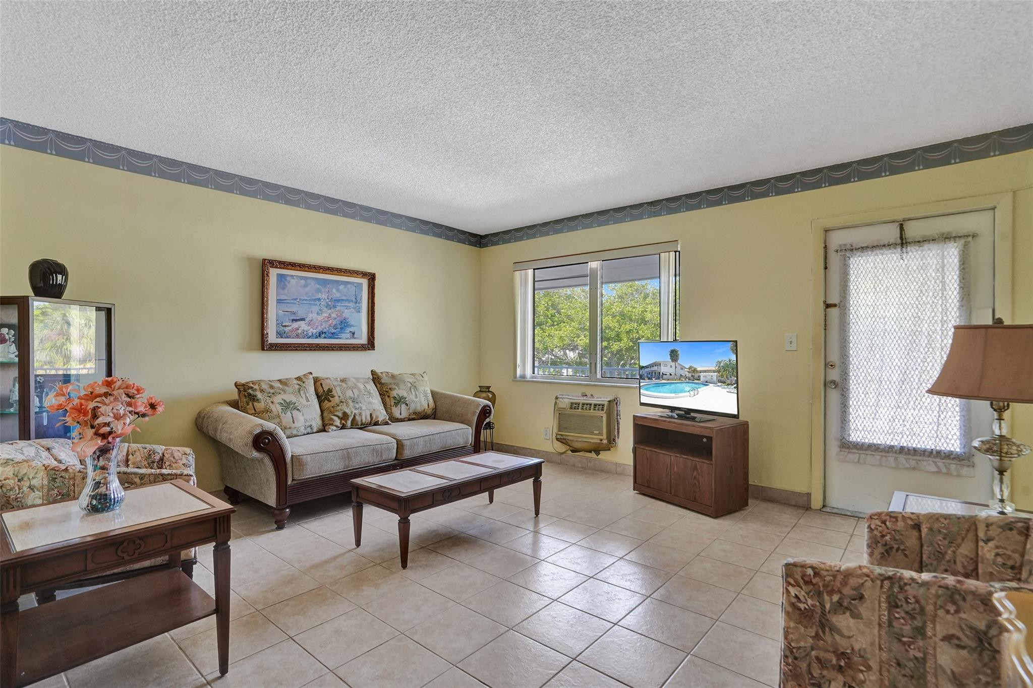 2000 NE 51st Court 205, Fort Lauderdale Unit: 205