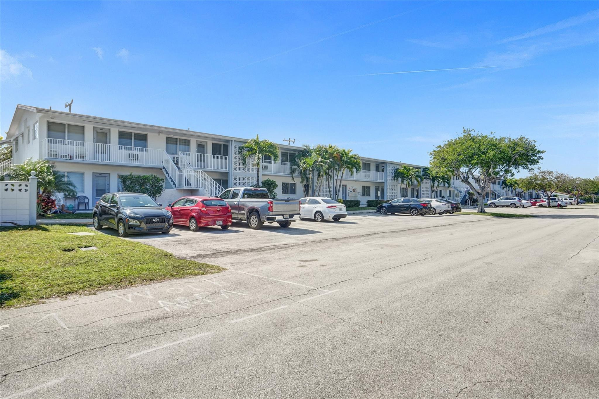 2000 NE 51st Court 205, Fort Lauderdale Unit: 205