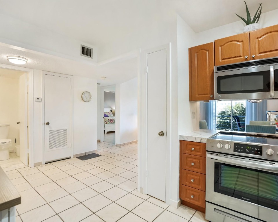 4770 NW 21st Street 305, Lauderhill Unit: 305