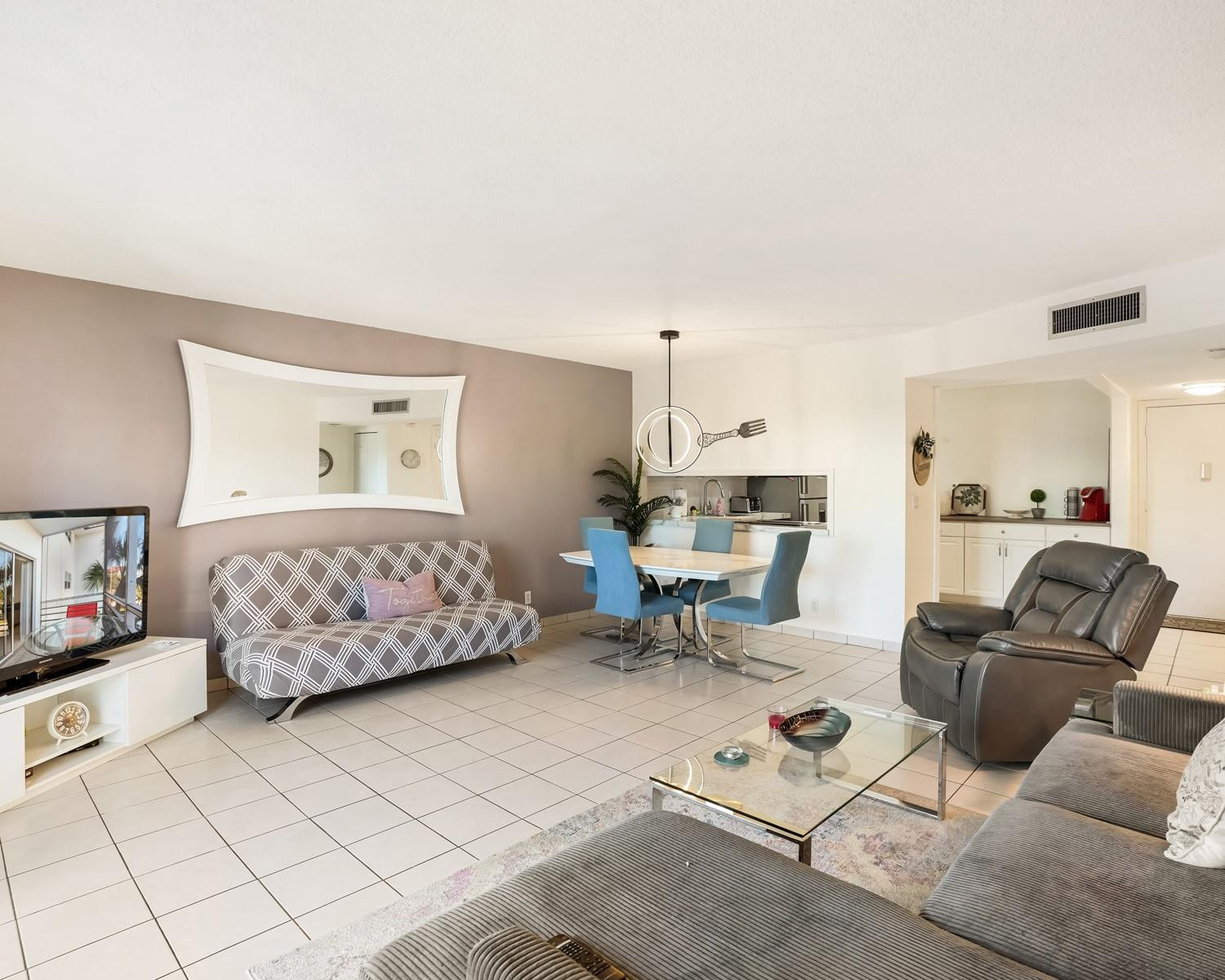 4770 NW 21st Street 305, Lauderhill Unit: 305