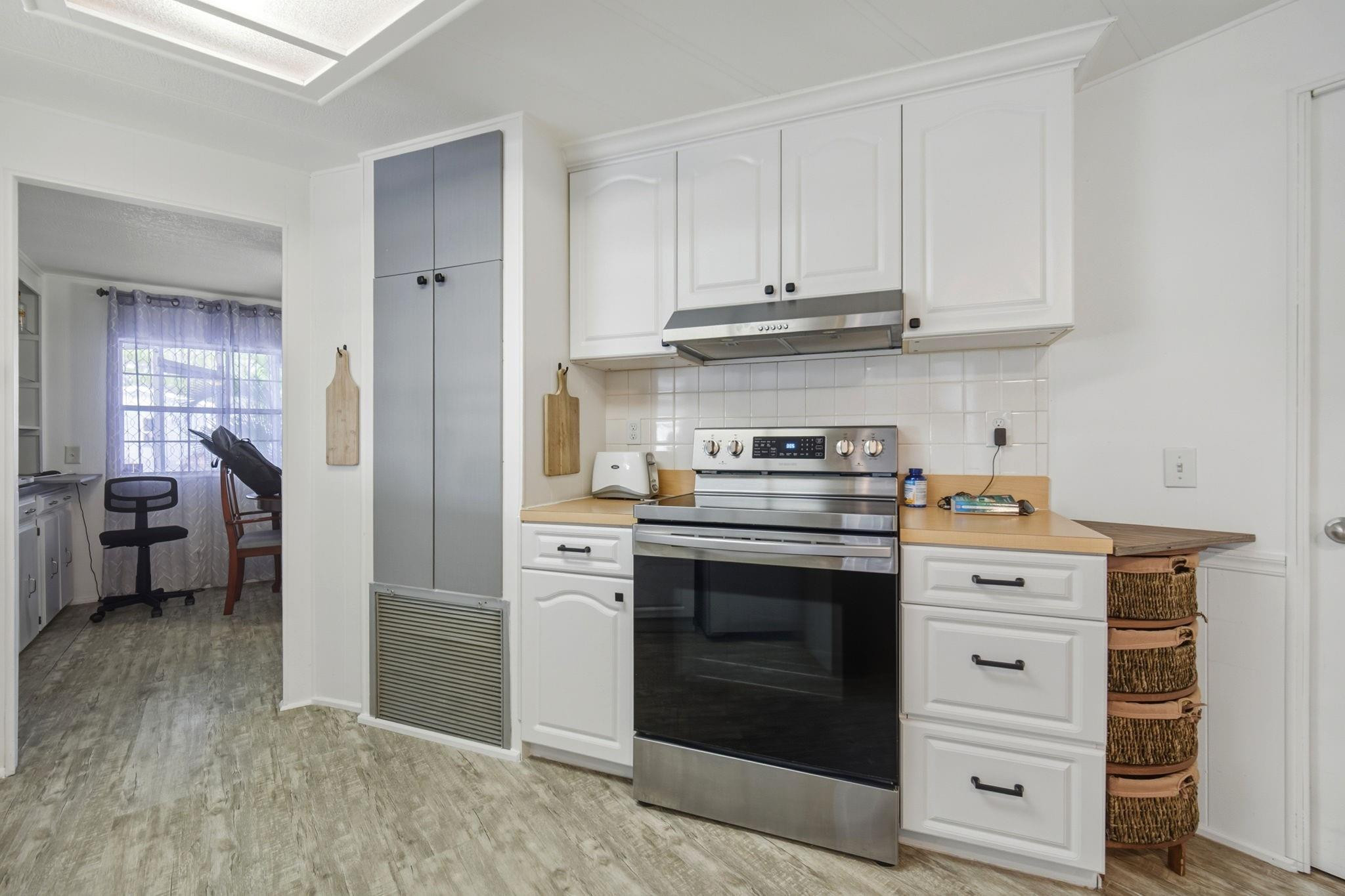 2130 SW 51st Court