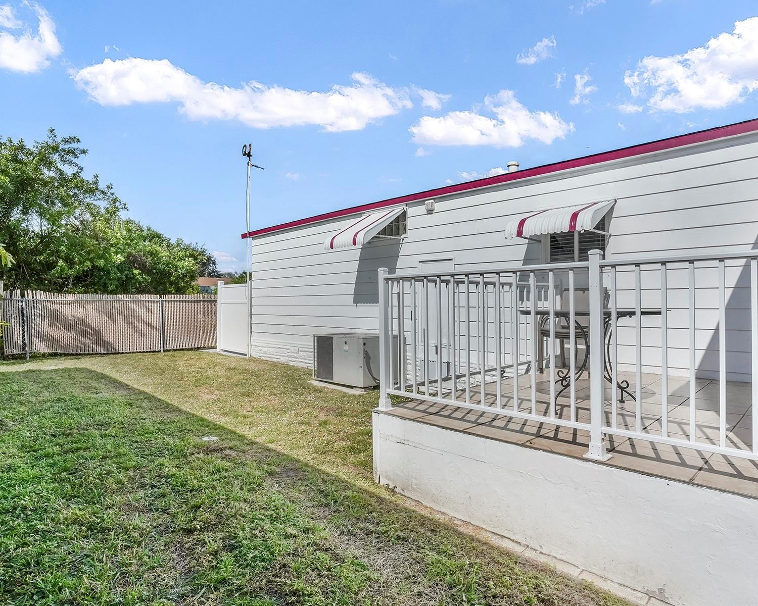 5279 NW 4th Terrace, Deerfield Beach