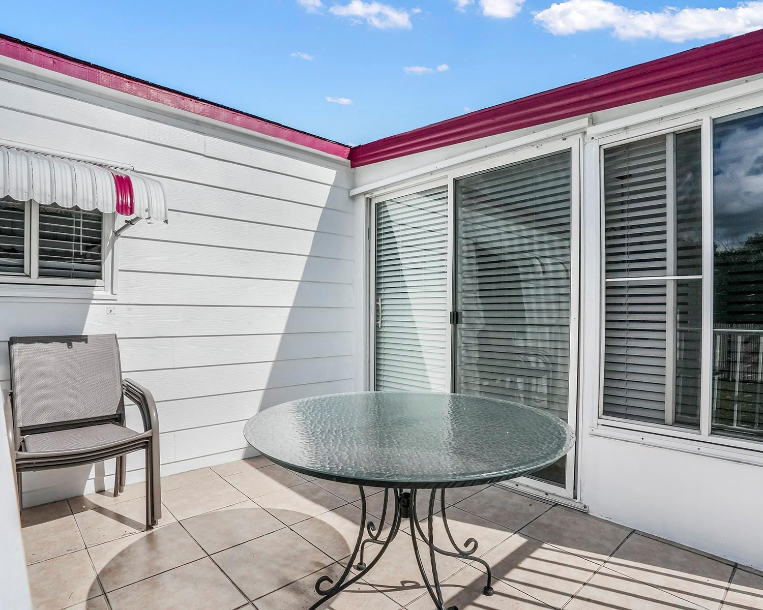 5279 NW 4th Terrace, Deerfield Beach