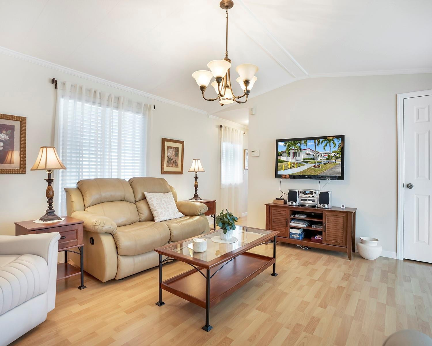 5279 NW 4th Terrace, Deerfield Beach