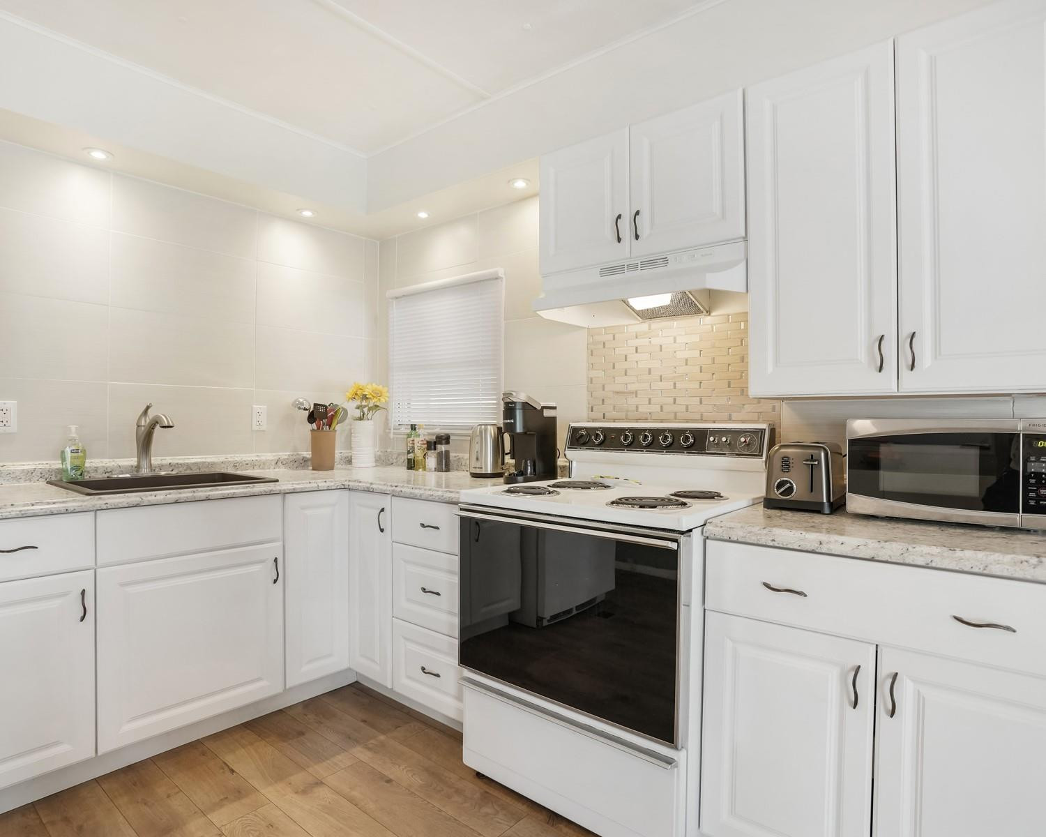 1921 SW 87th Terrace