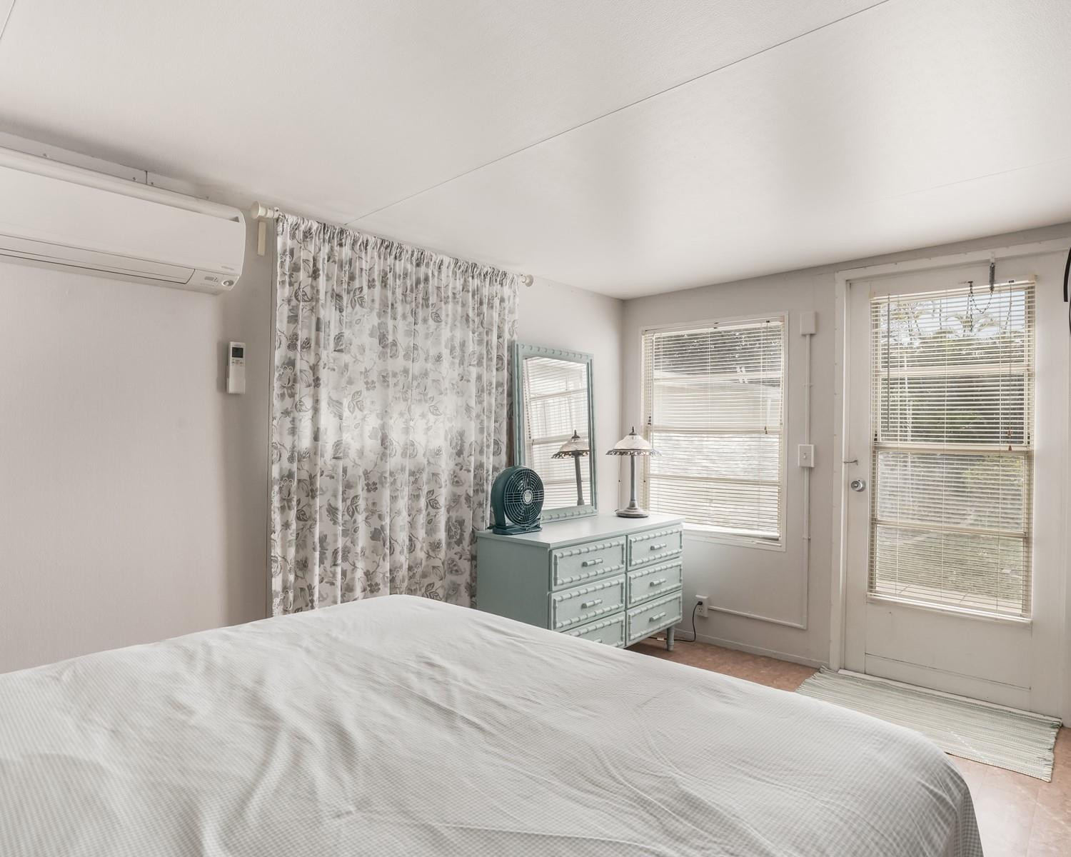 1921 SW 87th Terrace