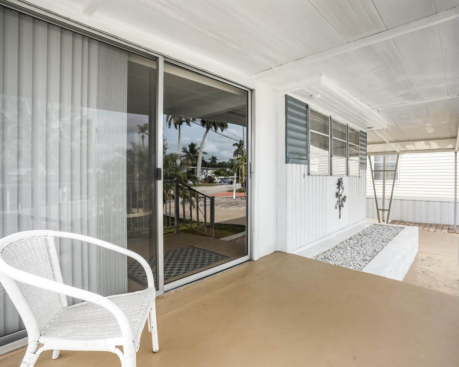 1921 SW 87th Terrace