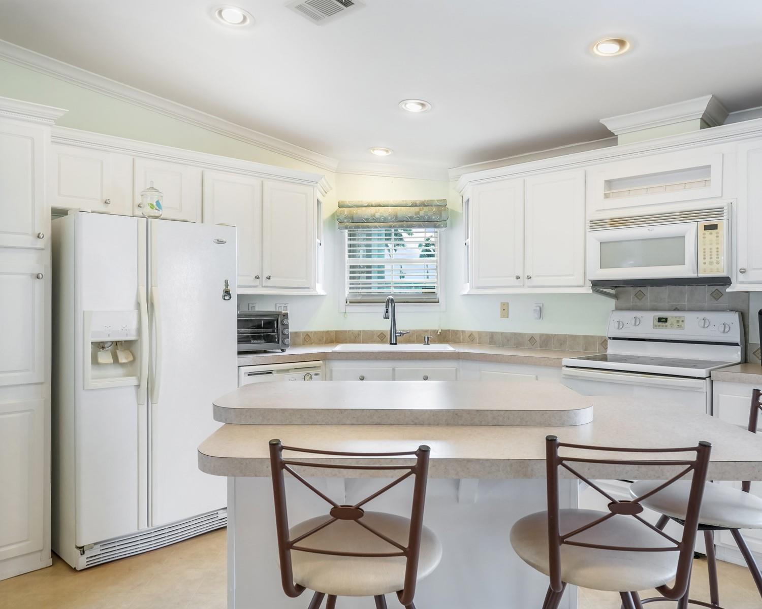 8531 SW 20th Court