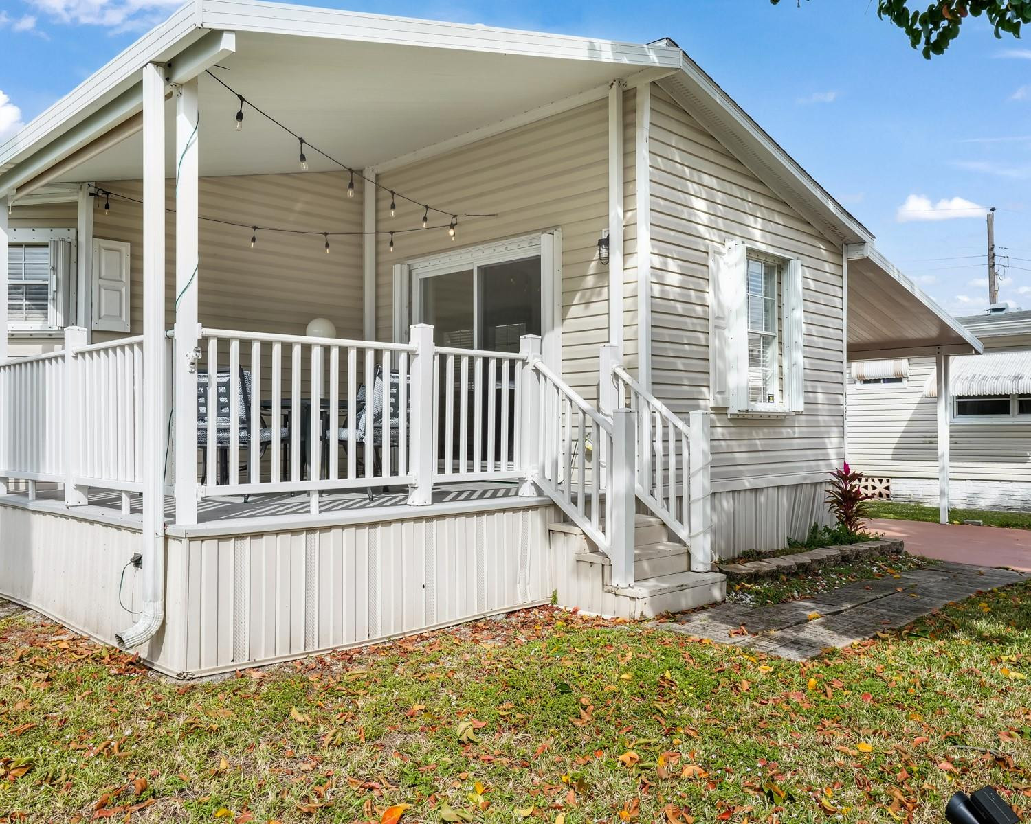 8531 SW 20th Court