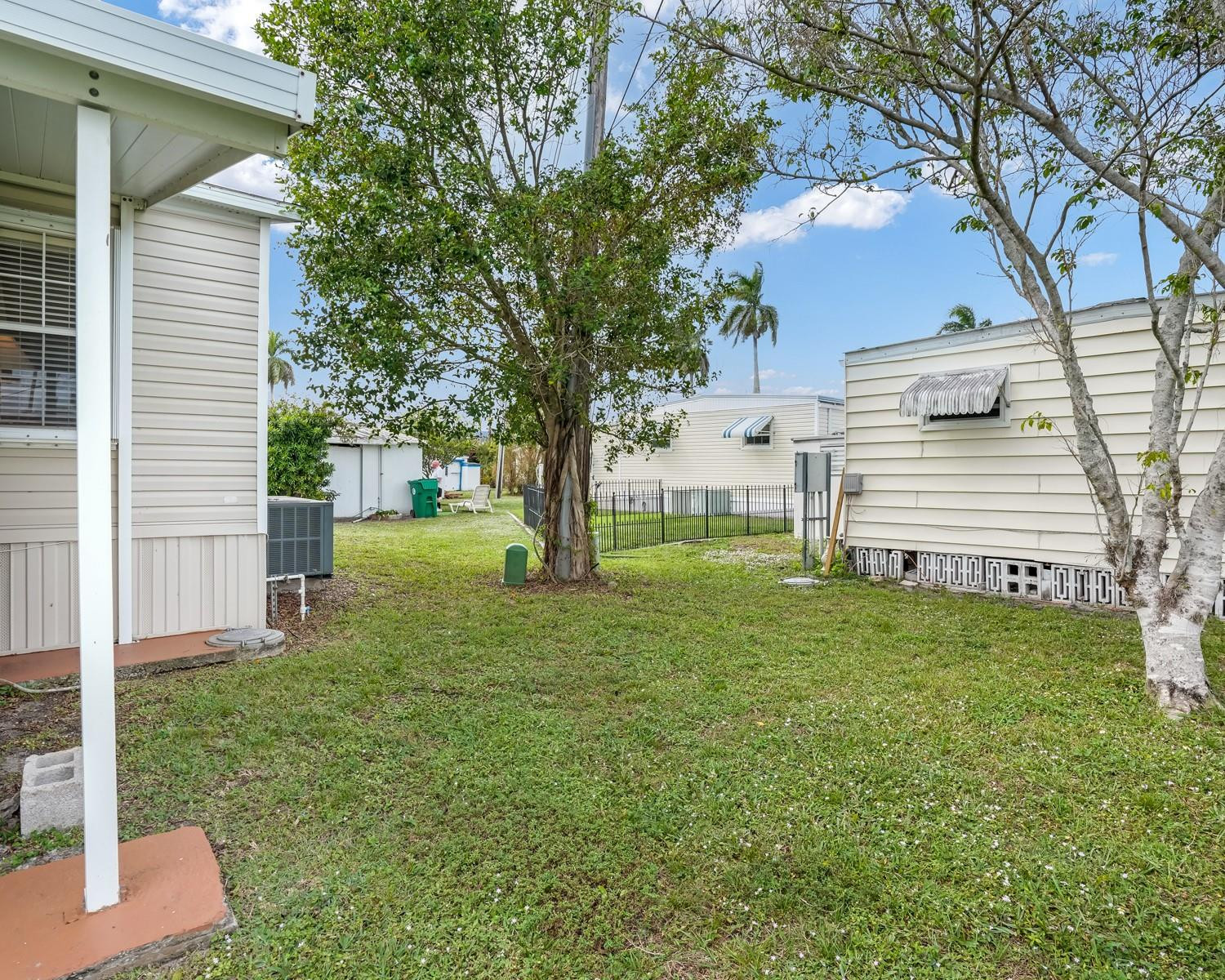 8531 SW 20th Court