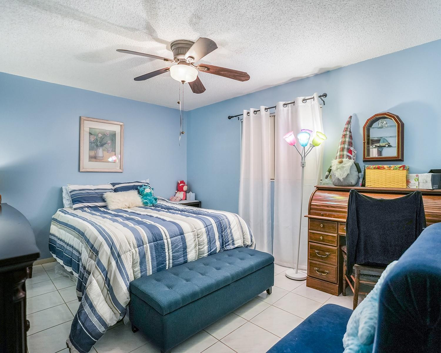 4929 NW 53rd Street