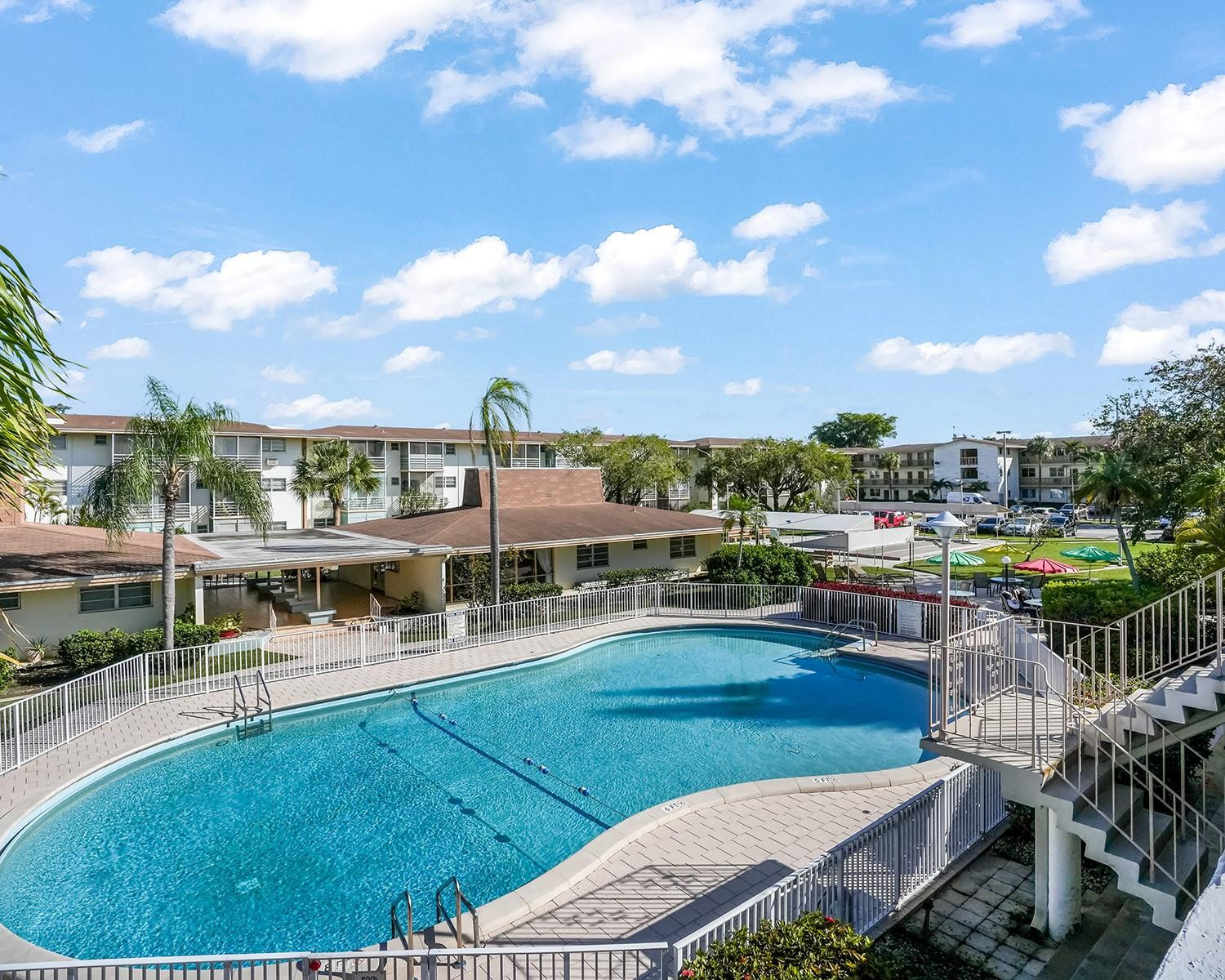 16750 NE 14th Avenue 212