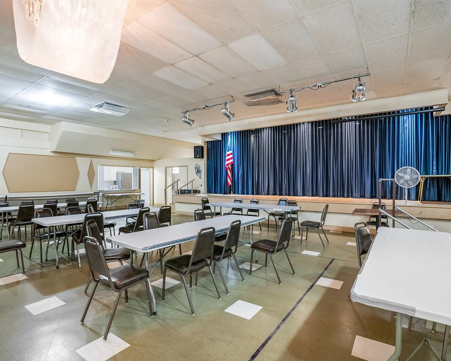 16750 NE 14th Avenue 212