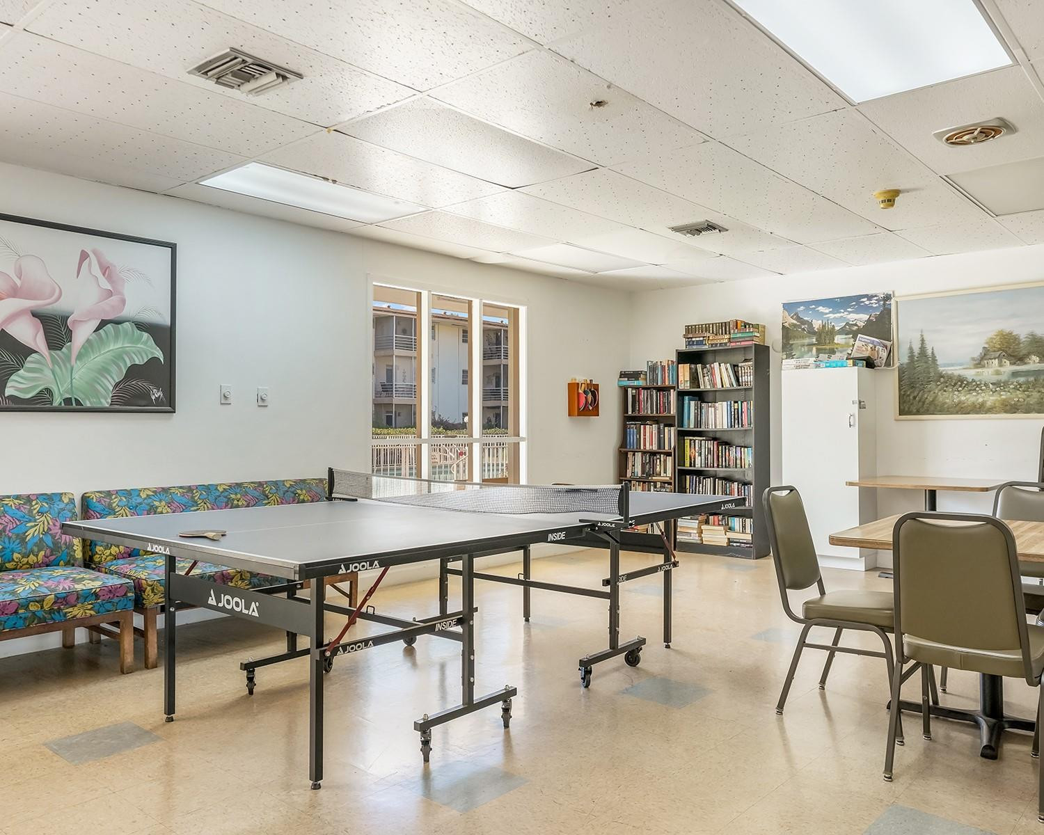 16750 NE 14th Avenue 212