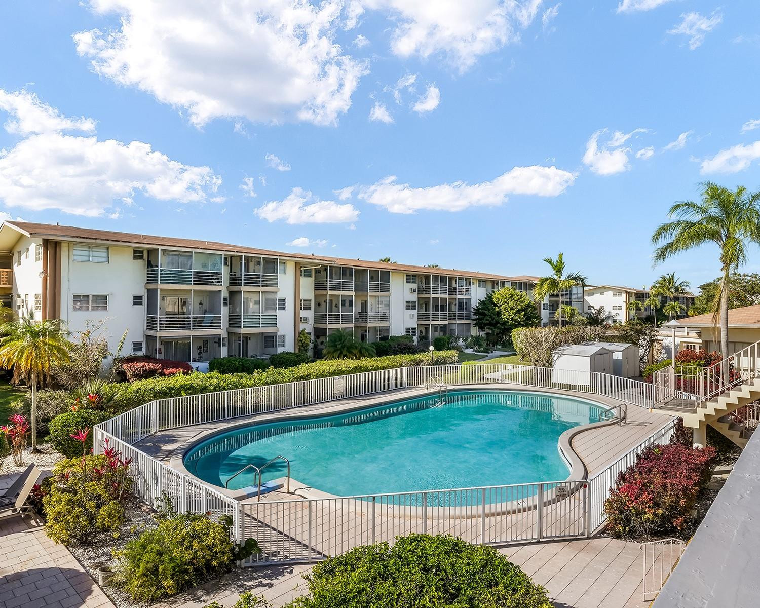 16750 NE 14th Avenue 212