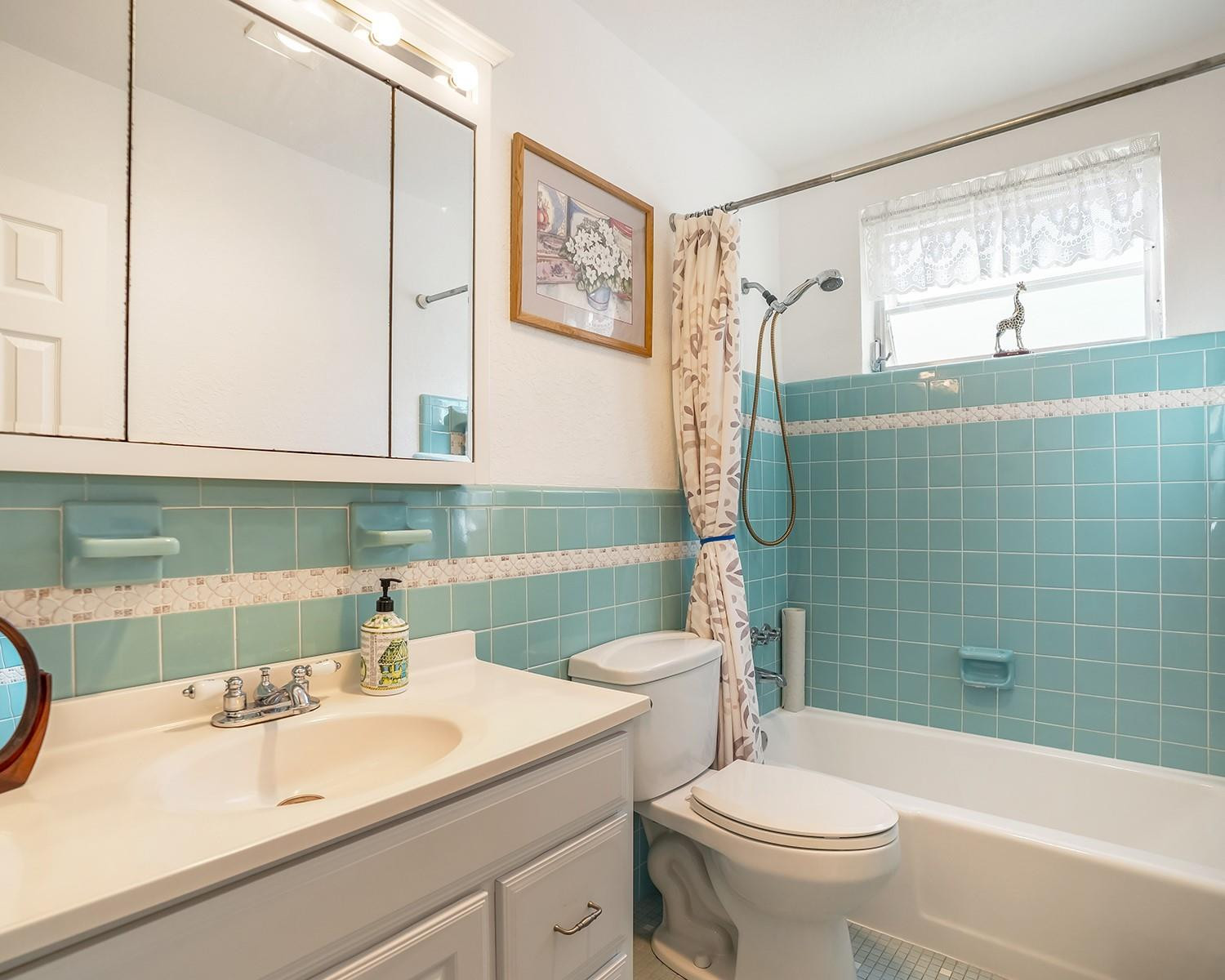 16750 NE 14th Avenue 212