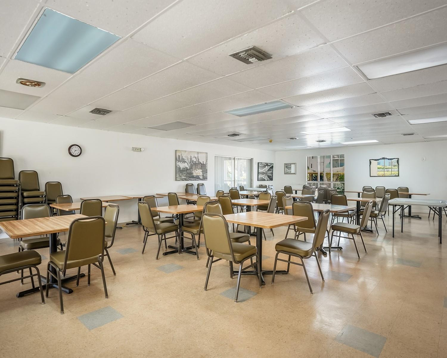 16750 NE 14th Avenue 212