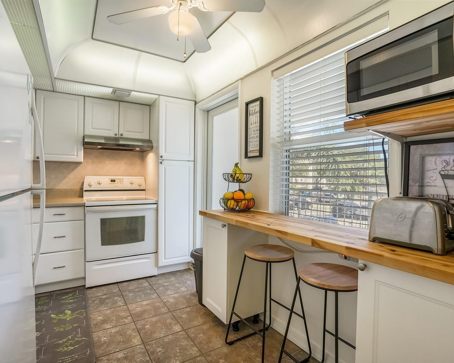 2671 S Course Drive 203