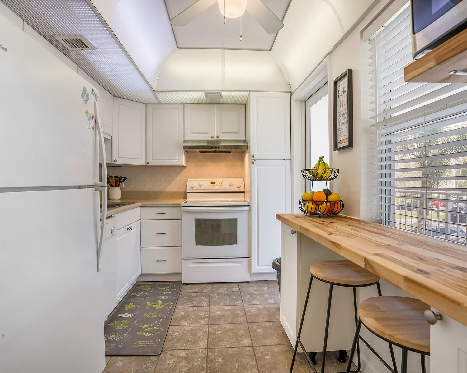 2671 S Course Drive 203