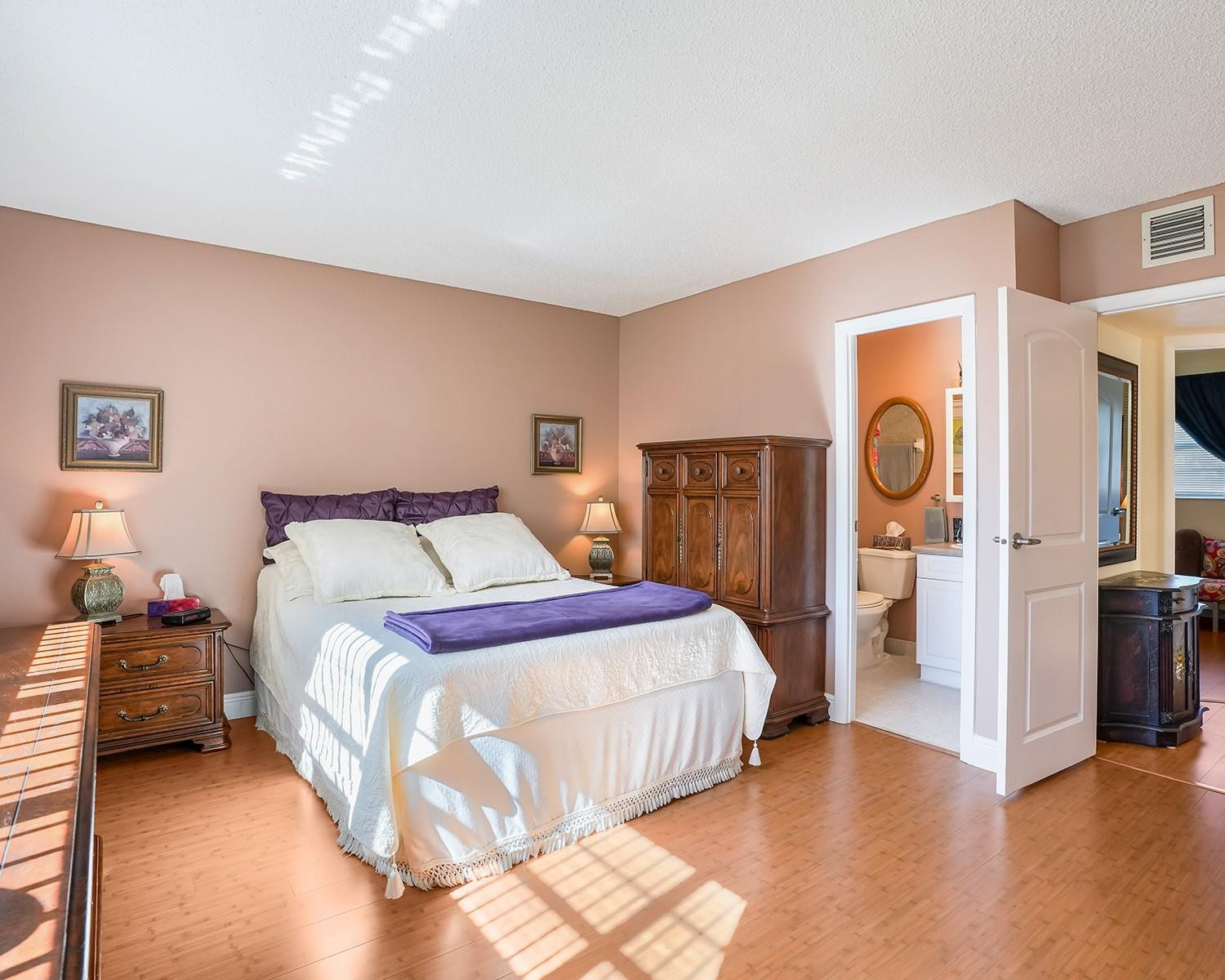 4800 NW 35th Street 502