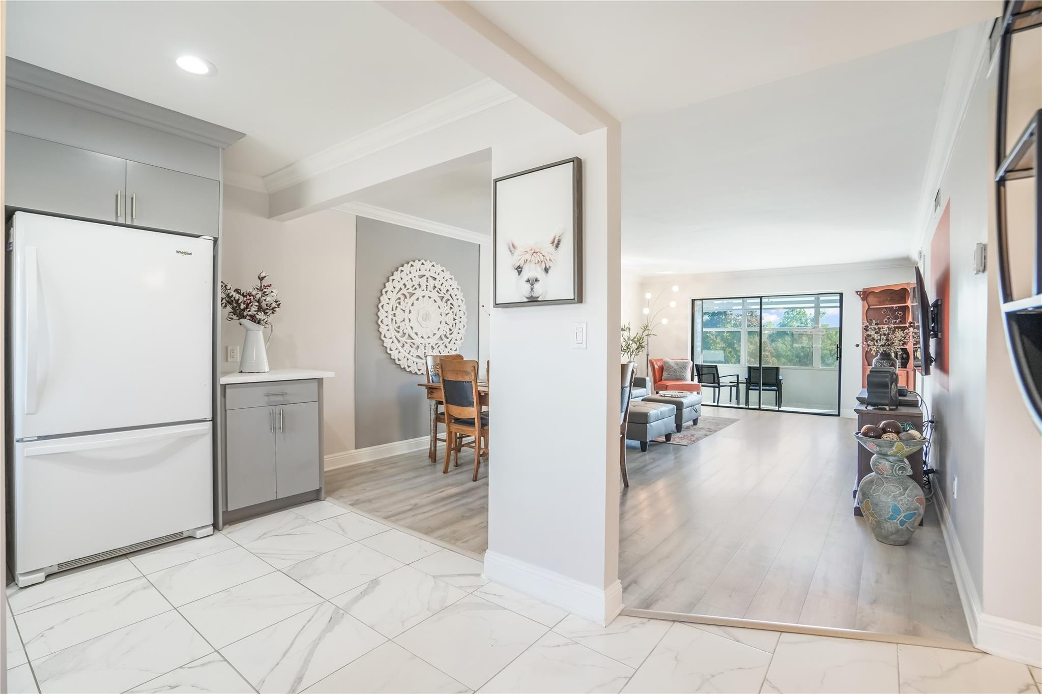 9300 Sunrise Lakes Boulevard Unit: 309