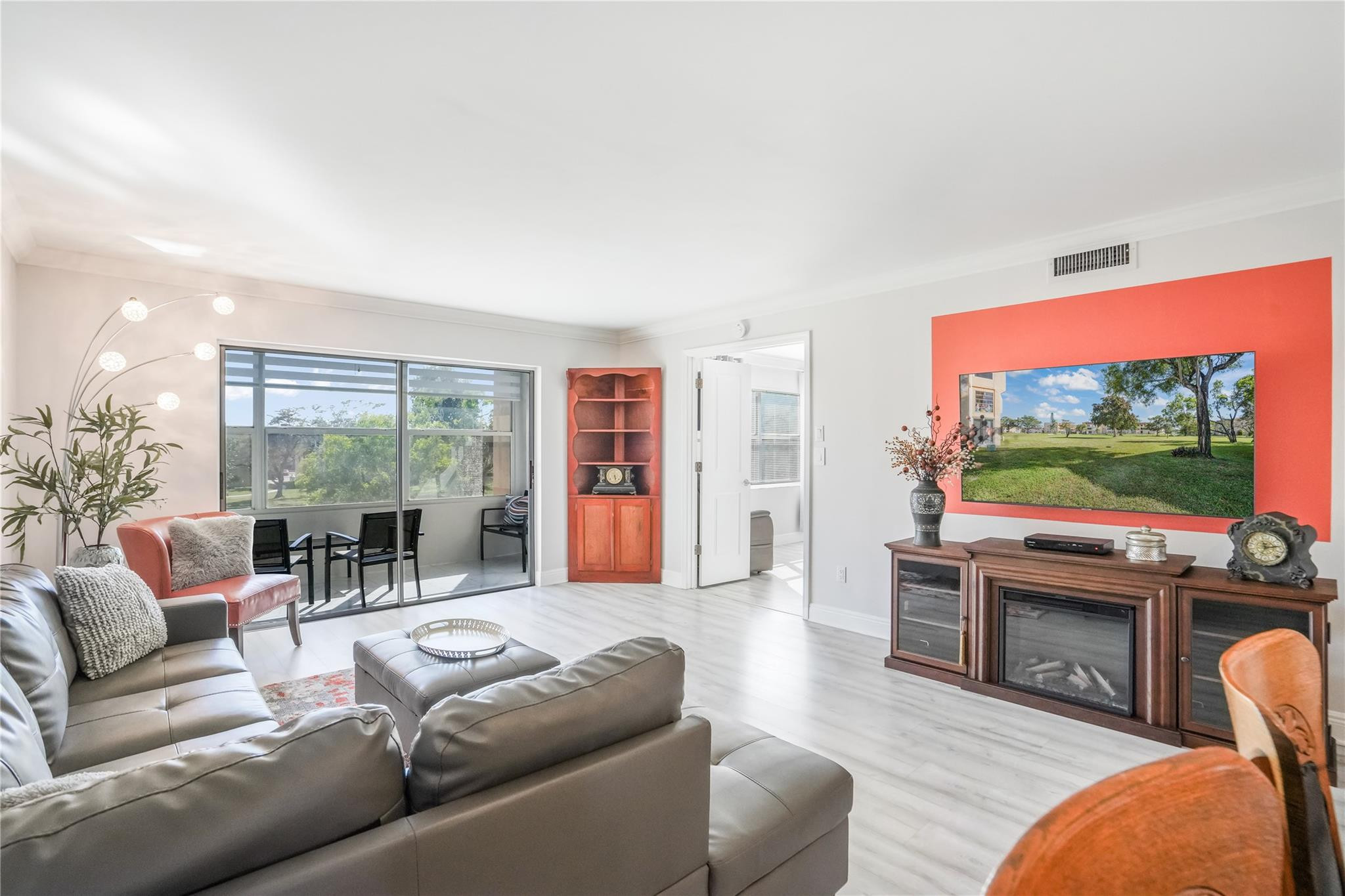 9300 Sunrise Lakes Boulevard Unit: 309