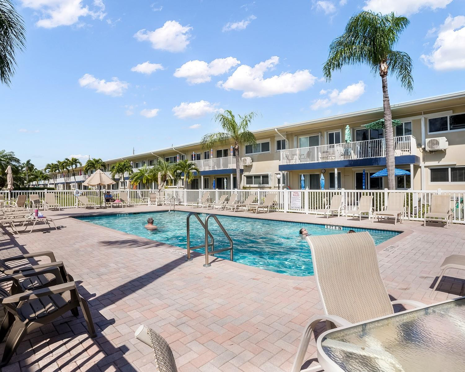 223 S Federal Highway 6