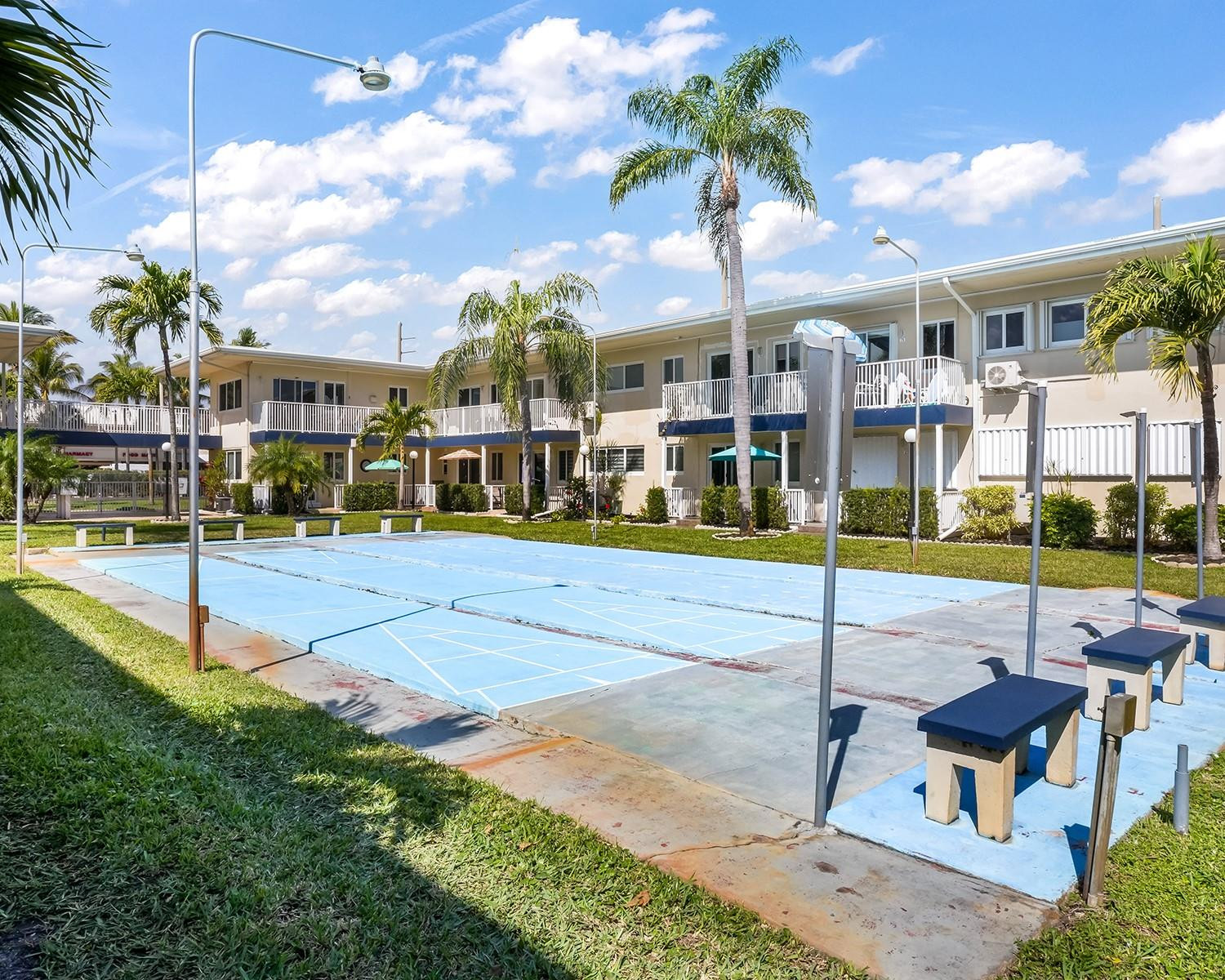 223 S Federal Highway 6