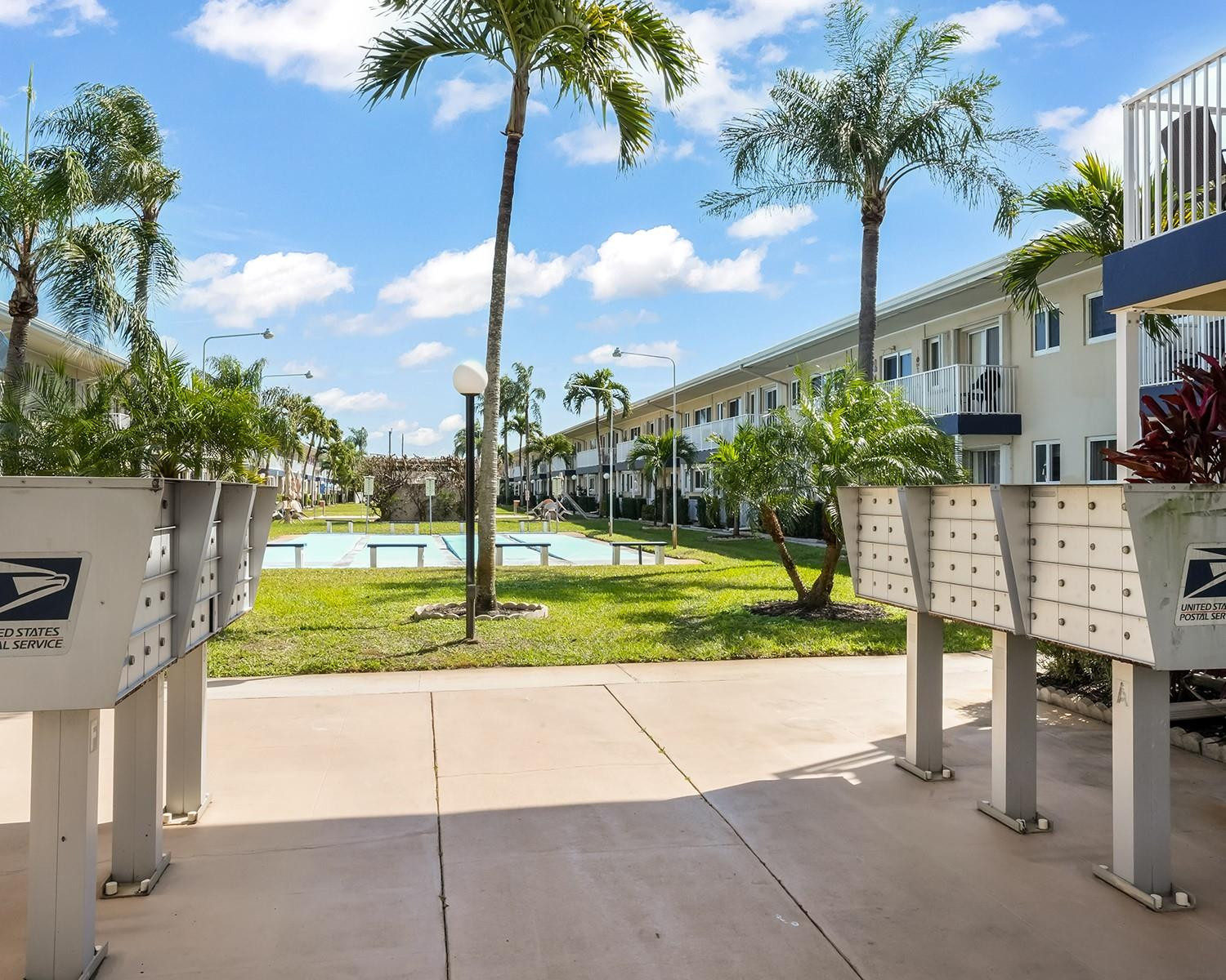 223 S Federal Highway 6