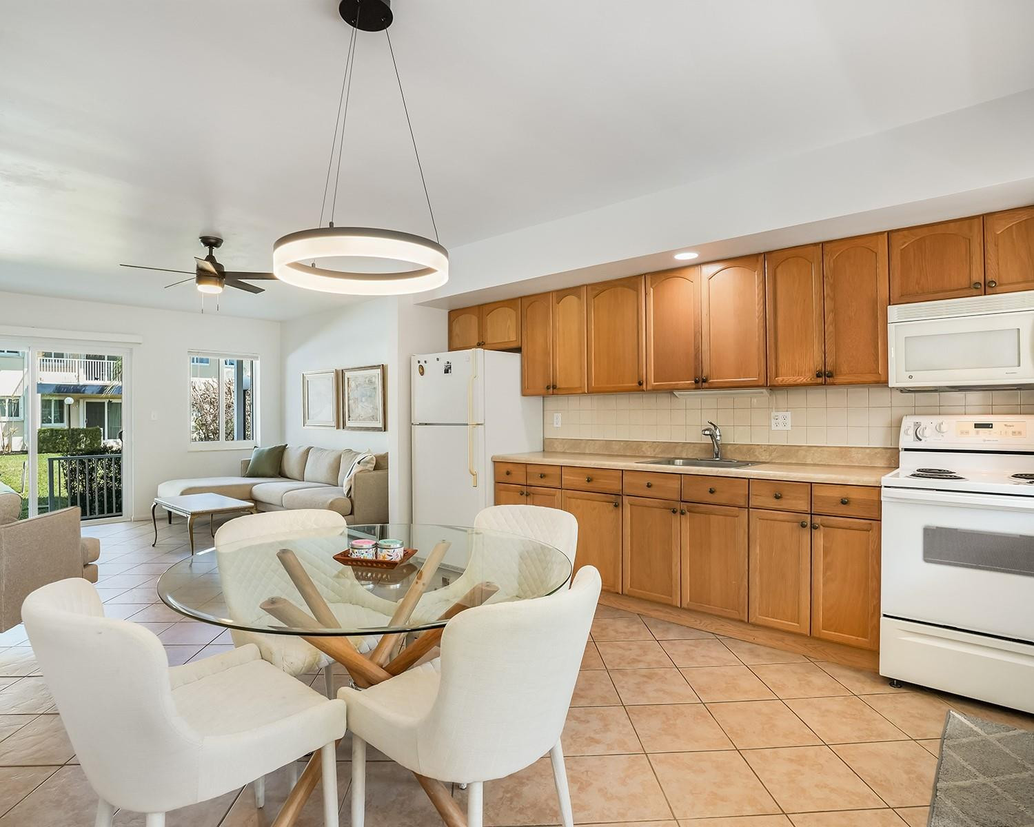 223 S Federal Highway 6