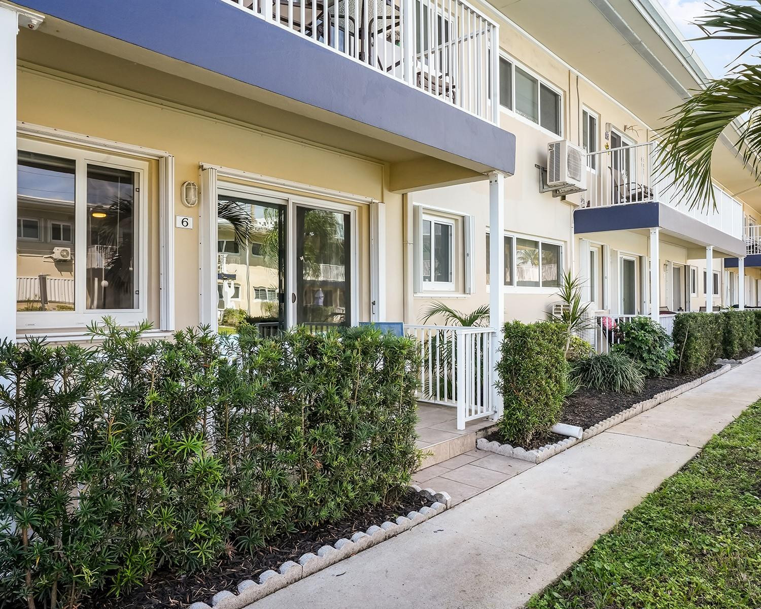 223 S Federal Highway 6