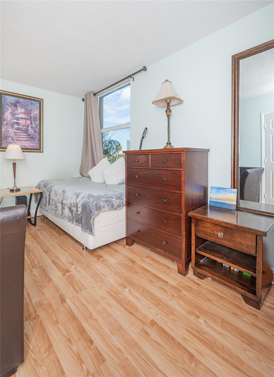 20379 W Country Club Drive 332